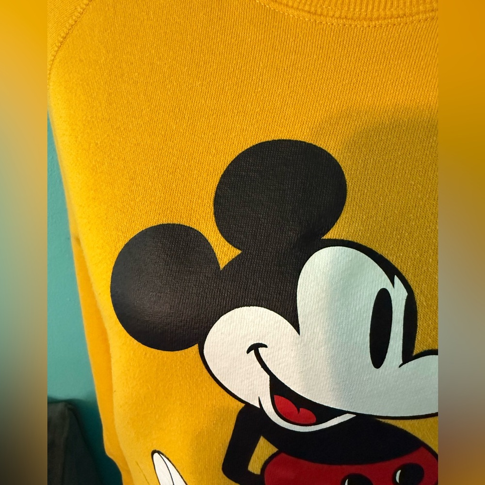 Euc Disney Mickey Mouse Throwback Pullover Long S… - image 2